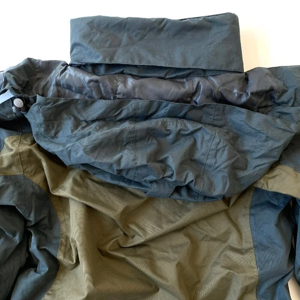 Trespass Boys Waterproof Windproof Outdoor Jacket 9/10